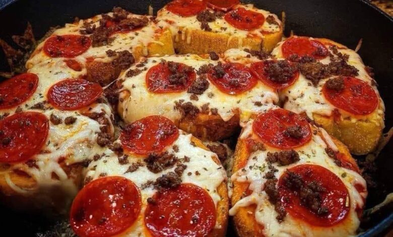 Quick and Delicious: Garlic Bread Pizza in Under 10 Minutes FB IMG 1751234201949