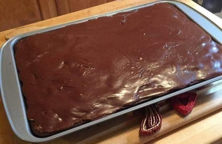 Decadent HERSHEY’S Syrup Brownies Recipe FB IMG 1753028469979
