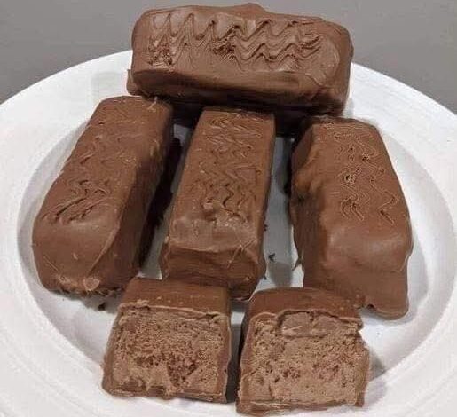 Homemade Musketeer Candy Bar Recipe FB IMG 1765393008847