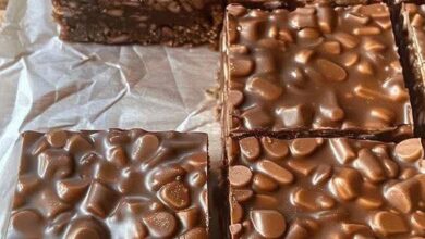 Homemade Crunch Bars FB IMG 1765640045868