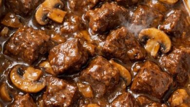 Slow Cooker 4-Ingredient Mushroom Beef Tips IMG 0305