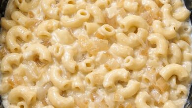 Slow Cooker Creamed Onion Macaroni IMG 1897