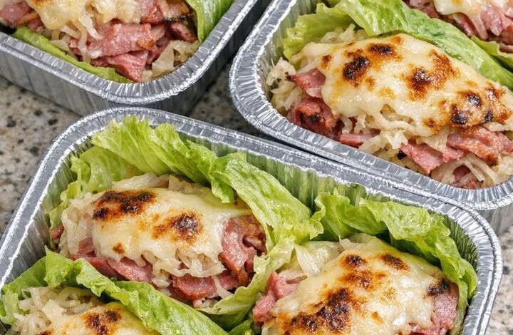 Low-Carb Corned Beef Swiss Reuben Lettuce Wraps IMG 2442