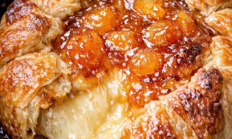 Southern 3-Ingredient Baked Peach Brie IMG 2774