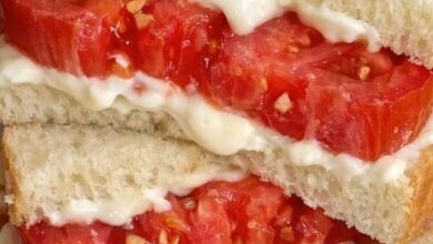 3-Ingredient Southern Tomato Sandwich IMG 2871