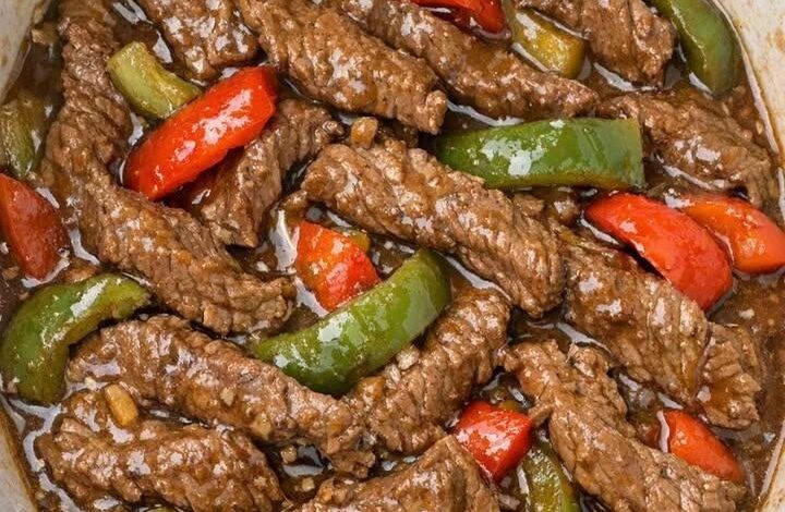 Slow Cooker 4-Ingredient Poor Man’s Pepper Steak IMG 2927