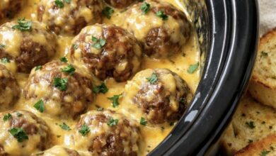 Slow Cooker 5-Ingredient Cheddar Beef Meatballs IMG 2953