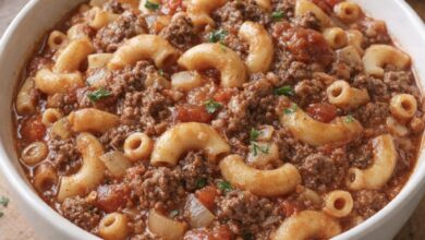 Slow Cooker 4-Ingredient Poor Man’s Goulash IMG 3171